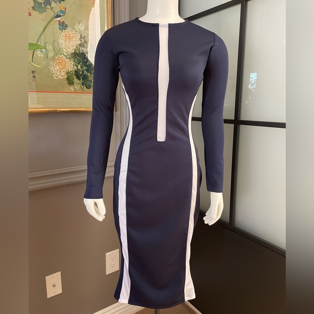 Ellaé Lisqué dress